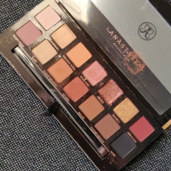 ABH Soft glam